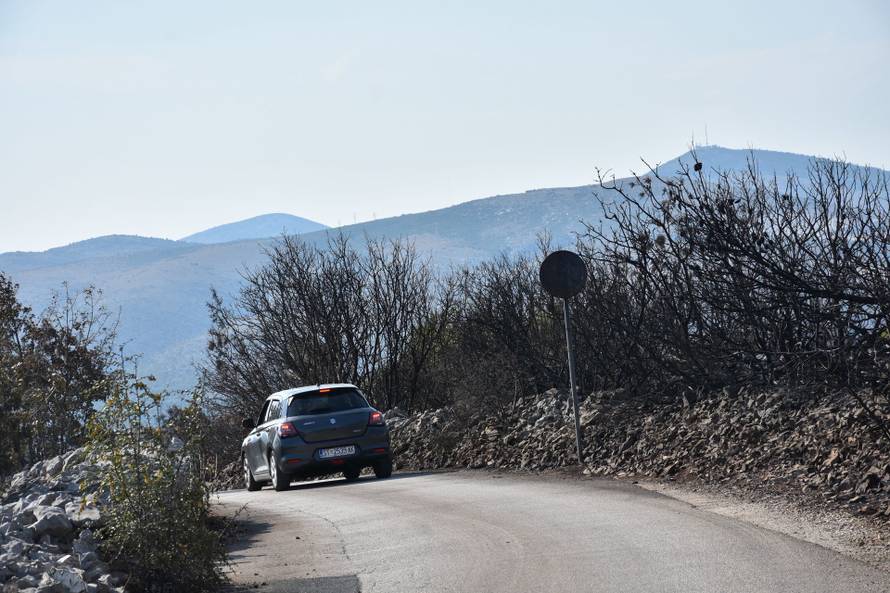 VATROGASCI NA NOGAMA Požar na Čiovu ponovno se aktivirao