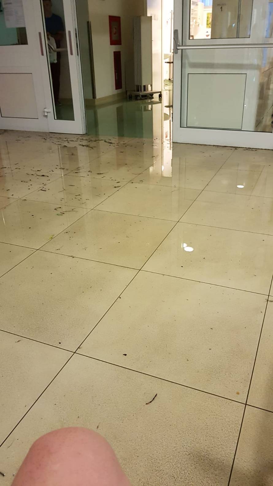 Kaos u Zagrebu: Poplavile dvije bolnice, ceste, garaže, fakultet