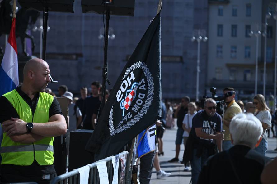 Zagreb: Održan "Prosvjed za spas hrvatske kulture, ne uvozu stranih radnika"