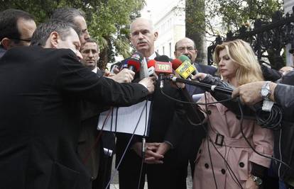 Grčki premijer najavio je oštre mjere da smanje dug