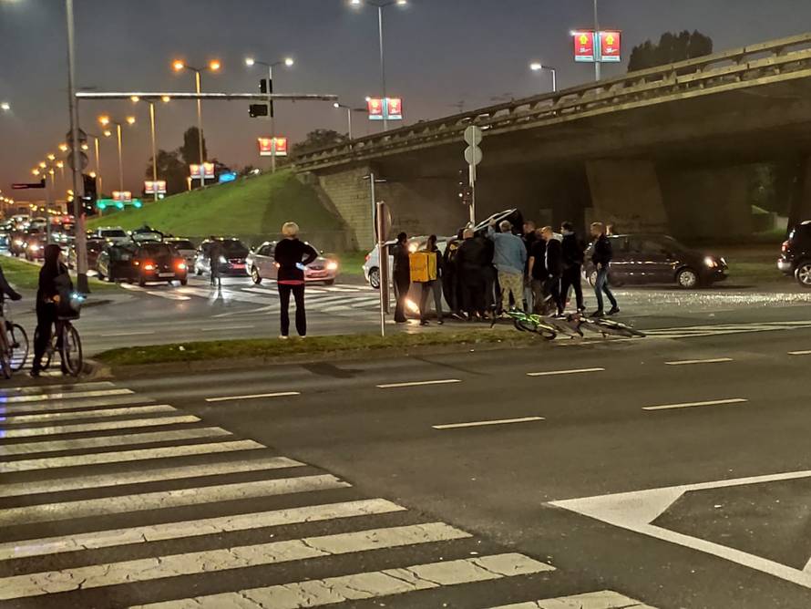 Dvoje ozlijeđenih u prometnoj u Zagrebu: 'Čuo sam jak udar'