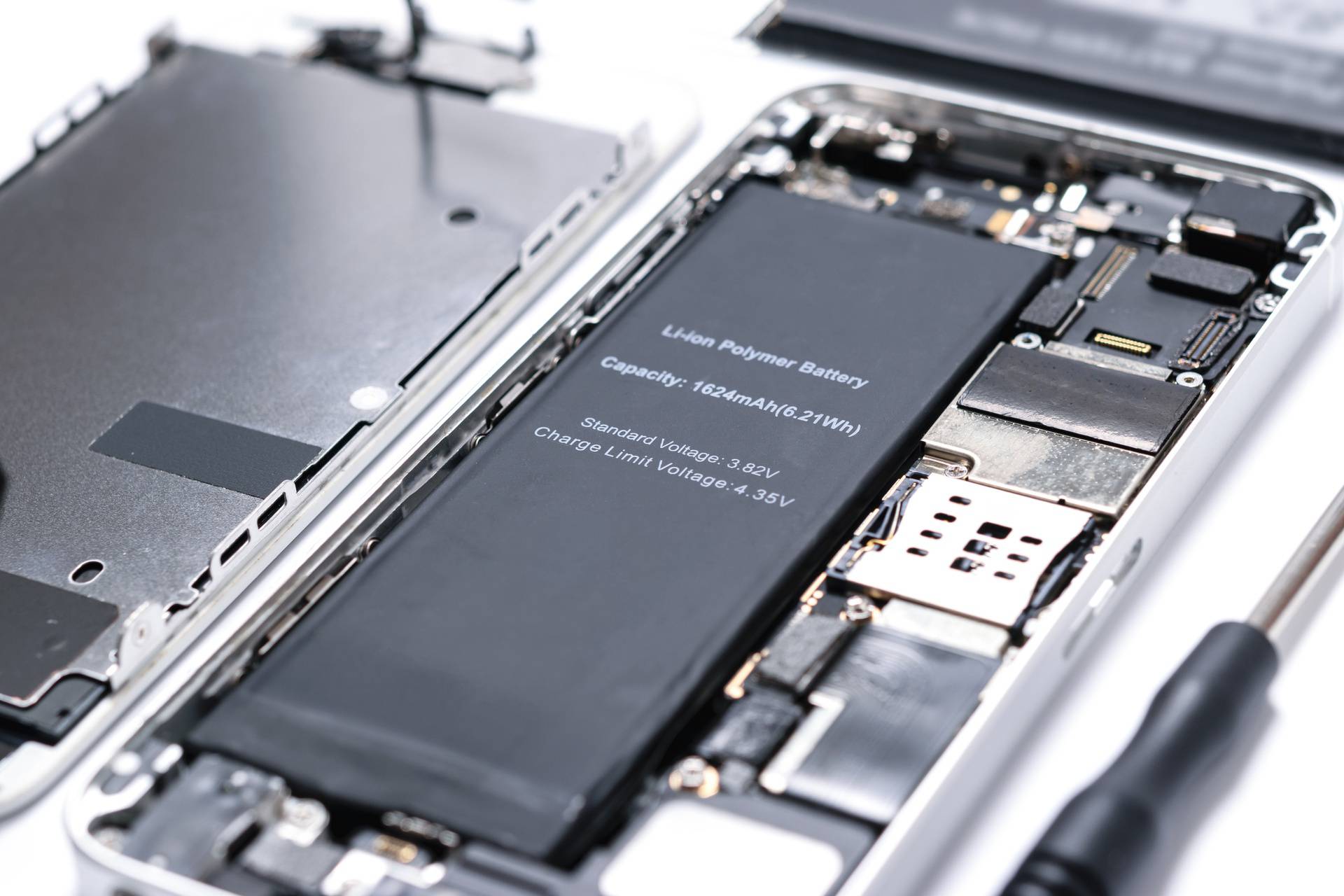 Repairing modern smartphone