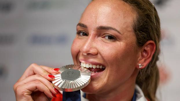 Pariz: Svečani doček srebrne Donne Vekić u Hrvatskoj kući