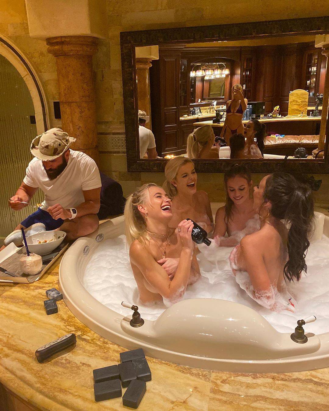 Milijunaš Bilzerian ima brata: 'Zgodniji je, bogat, ne lovi žene'