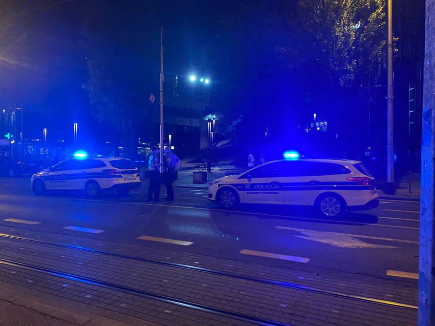 Opsadno stanje kod Cibone, sukobili se navijači i policija?