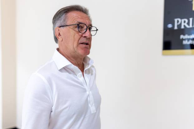 Mostar: Zdravko Mamić stigao na najvaljenu konferenciju za medije