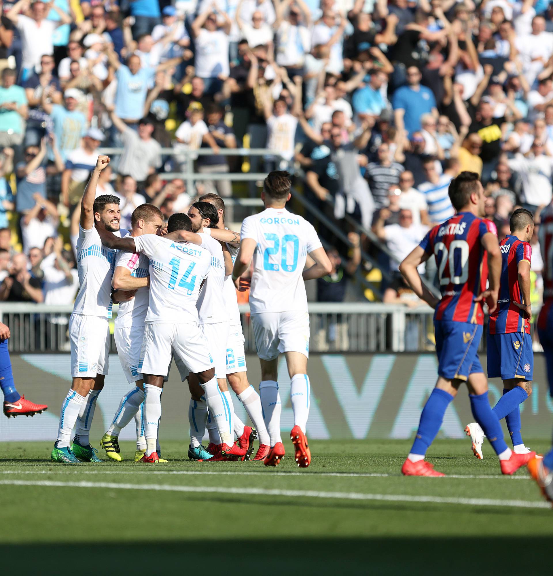 Rijeka sredila Hajduk u derbiju! Naslov predaje kao - doprvak...