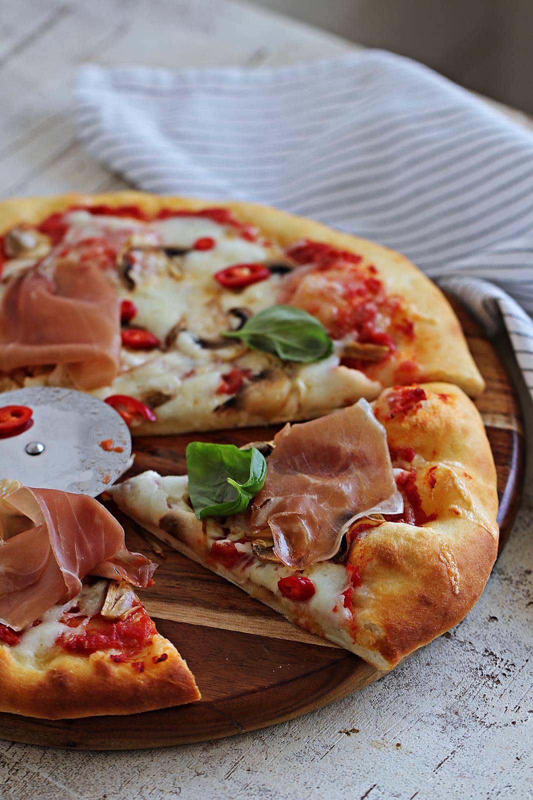 Tijesto za pizzu bez kvasca: Ispast će fantastično svaki put!