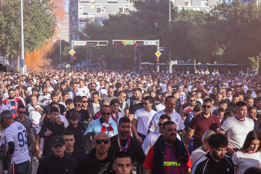 Split: Korteo Torcide prema stadionu Poljud