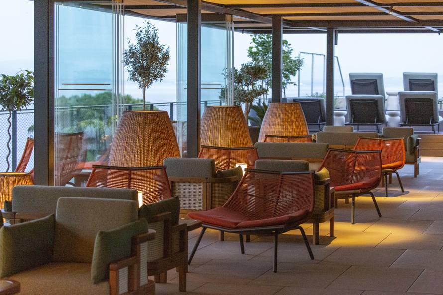 Hotel Keight otvara ljetnu sezonu uz ekskluzivnu novost: Á La Carte ponudu na Rooftopu!