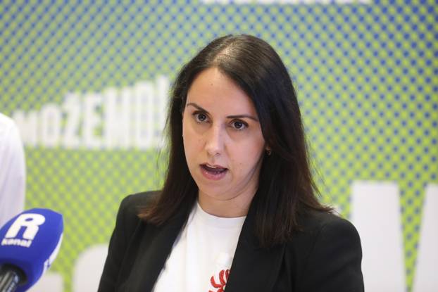 Rijeka: Konferencija za medije &ccaron;lanova stranke Mo&zcaron;emo