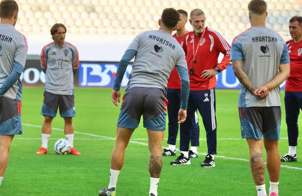 Split: Trening hrvatske nogometne reprezentacije uoči sutrašnje utakmice protiv Španjolske