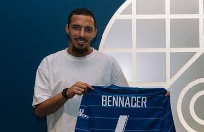 FOTO Bennacer prošao liječnički i potpisao za Dinamo. Suigrač mu je prepustio broj na dresu