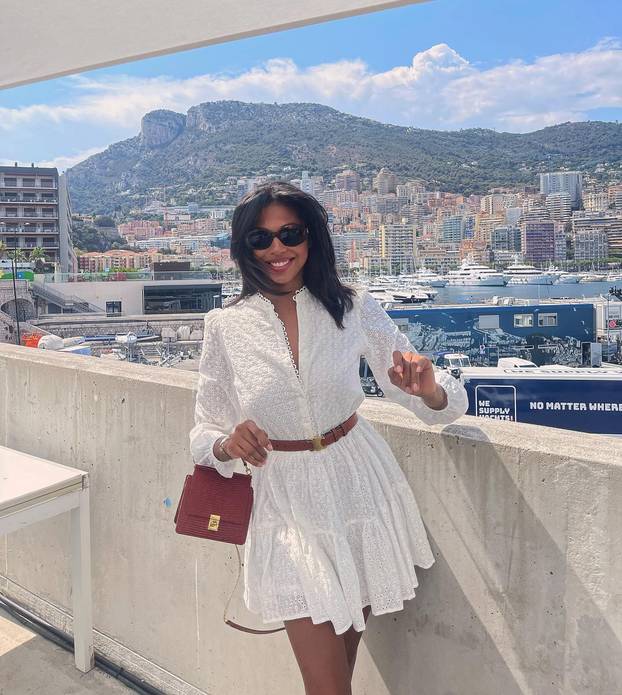 FOTO Bivša misica želi preuzeti Formulu 1: 'Cilj mi nije pobjeda'