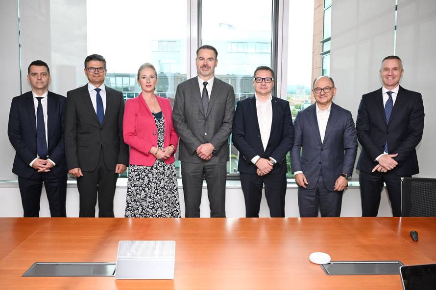 U sklopu projekta „Činim dobro svaki dan“ PBZ grupa donirala 60.000€   Klinici za dječje bolesti