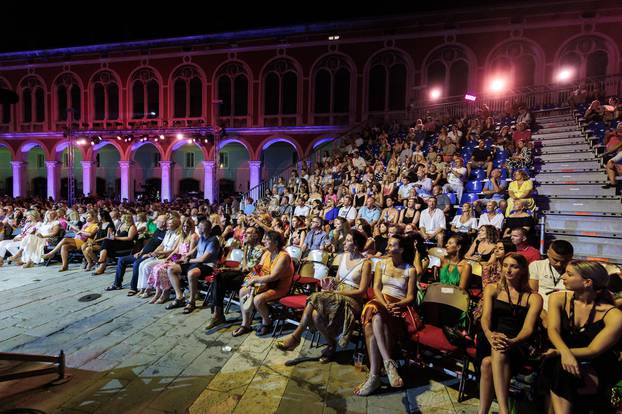 Split: Neno Belan otvorio je prvu večer Splitskog festivala
