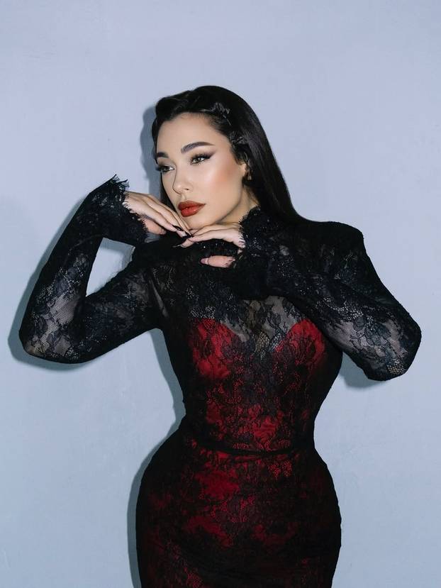 FOTO Novi izgled Sanje Vučić uzdrmao društvene mreže: 'Da, udebljala sam se. Bolesna sam'