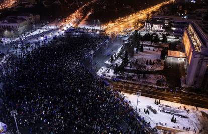 Više od 250.000 Rumunja je prosvjedovalo protiv korupcije