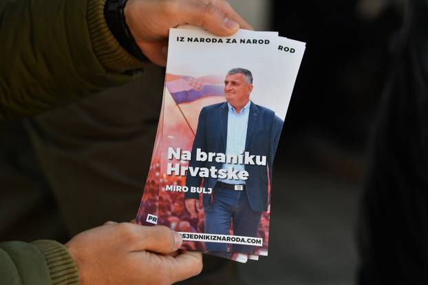 Šibenik: Zapo?elo prikupljanje potpisa sa predsjedni?ku kampanju Mire Bulja