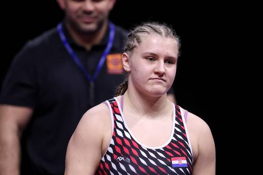 Veronika Vilk u finalu U23 Europskog prvenstva! Hrvatska hrva&ccaron;ica lovi zlato u Zrenjaninu