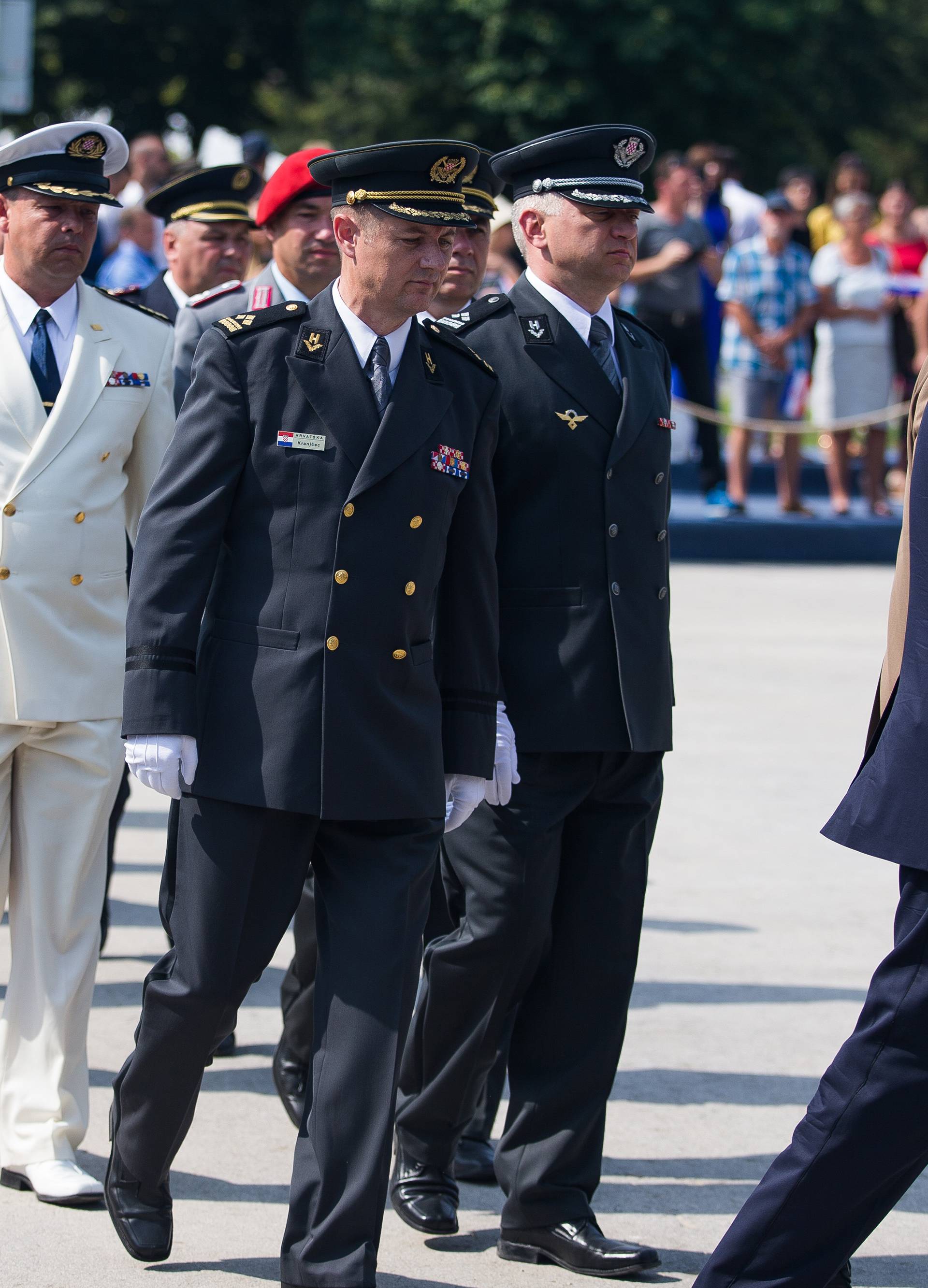 Vukovar: SveÄana promocija polaznika vojnih Å¡kola Hrvatskog vojnog uÄiliÅ¡ta Dr. Franjo TuÄman