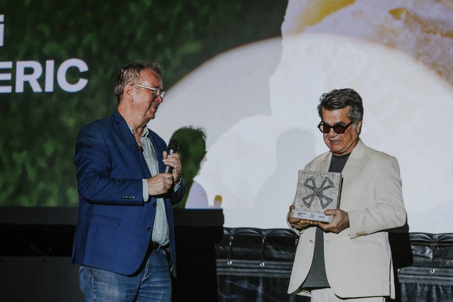 Cinehill dodijelio nagradu Stipi Božiću: 'Brzo će se on oporaviti'