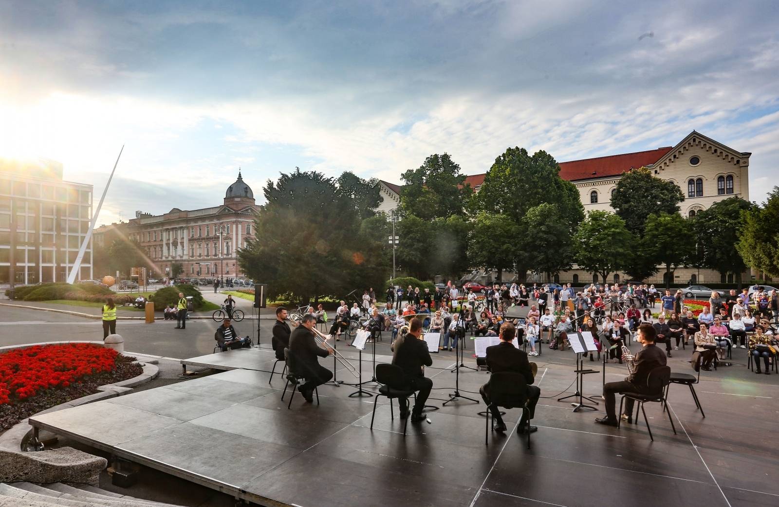 Program Glazbeni put oko svijeta u sklopu Ljetnih večeri HNK u Zagrebu