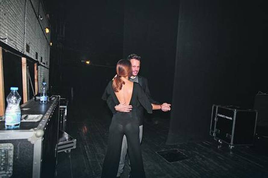 Severina obukla kombinezon i pokazala seksi čipkaste gaćice