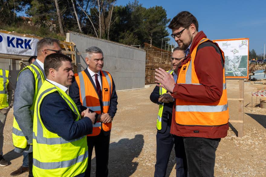 Pula: Ministar Butkovi&cacute; obi&scaron;ao je gradili&scaron;te cesta DC66 i DC75 na dionici Veli vrh-Pula