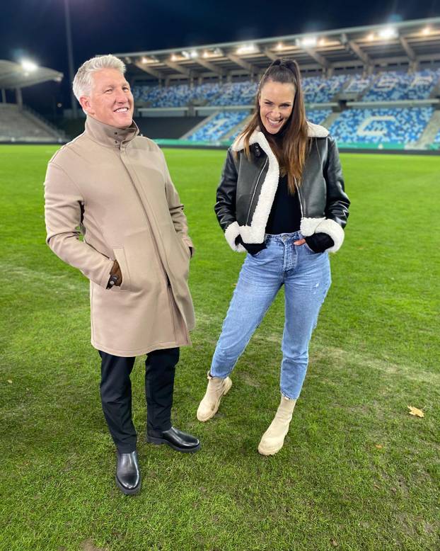 FOTO Schweinsteiger je flertao s njom u emisiji. Omiljeno je TV lice i već je bila s nogometašem