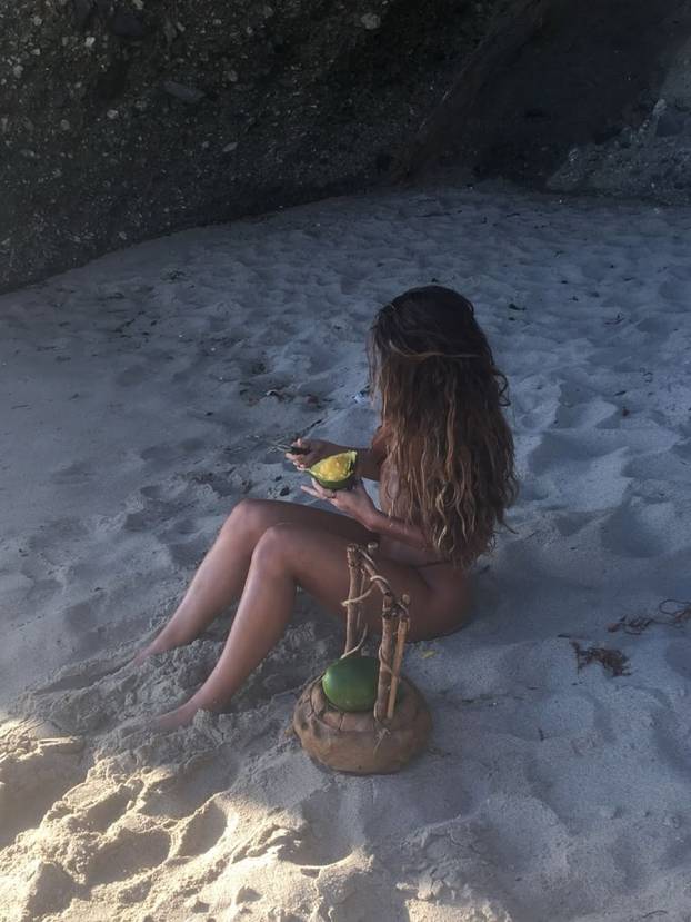 FOTO Fitness influencericu prati 23 milijuna ljudi, a zlobnici kažu da sve može zahvaliti stražnjici