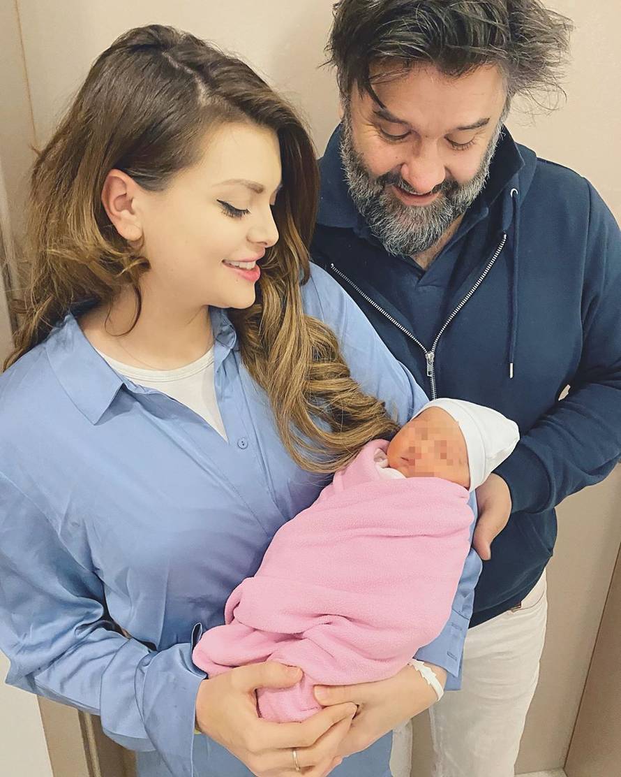 Ella Dvornik rodila pet tjedana ranije: Kćer nazvali Lumi Wren