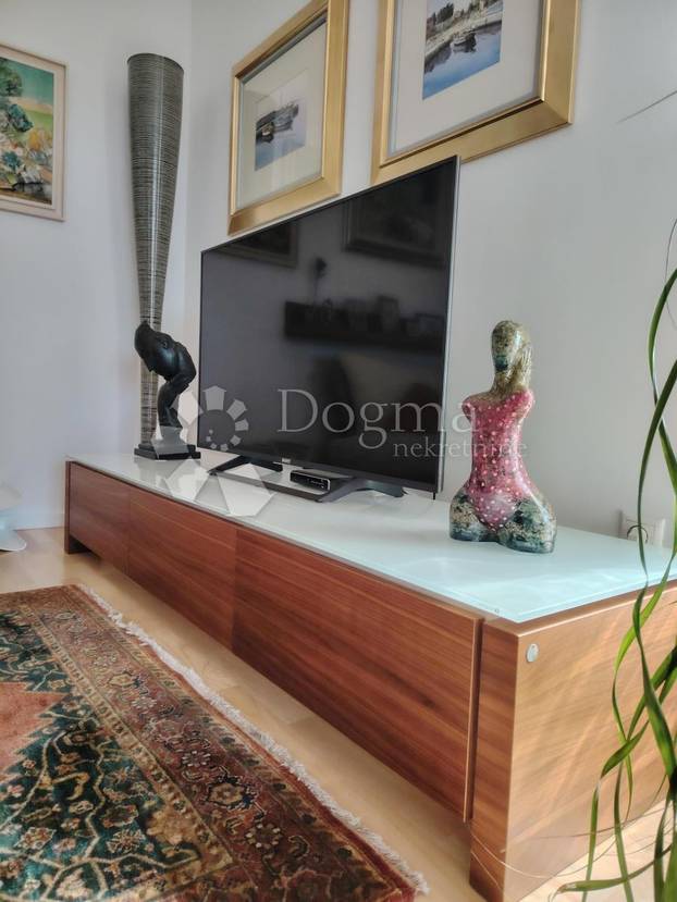 FOTO Rijetkost! Netko prodaje dom za 550.000 €: 'Ekskluzivan je, kod predsjedničke palače!'