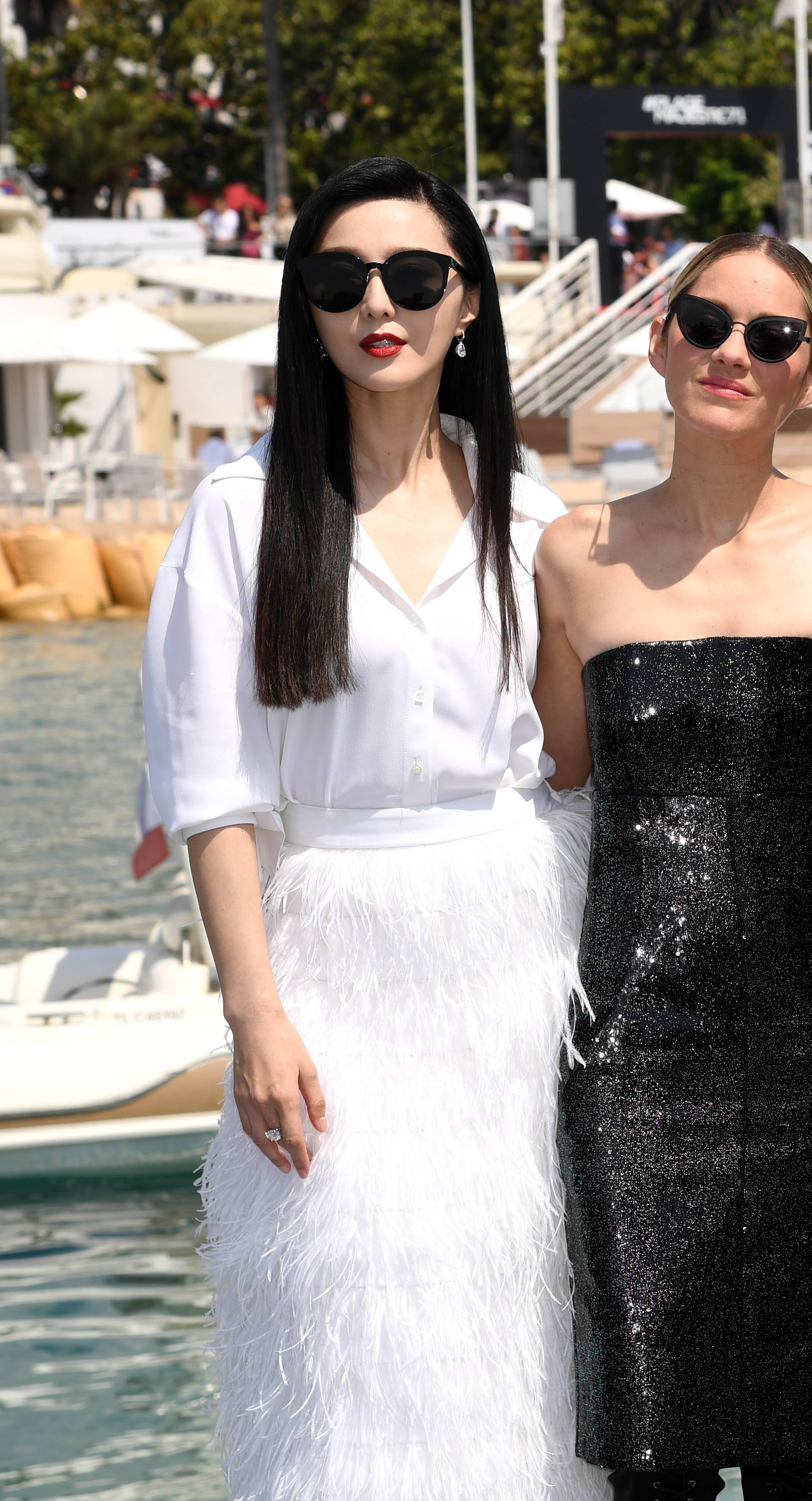 355 Photocall - 71st Cannes Film Festival