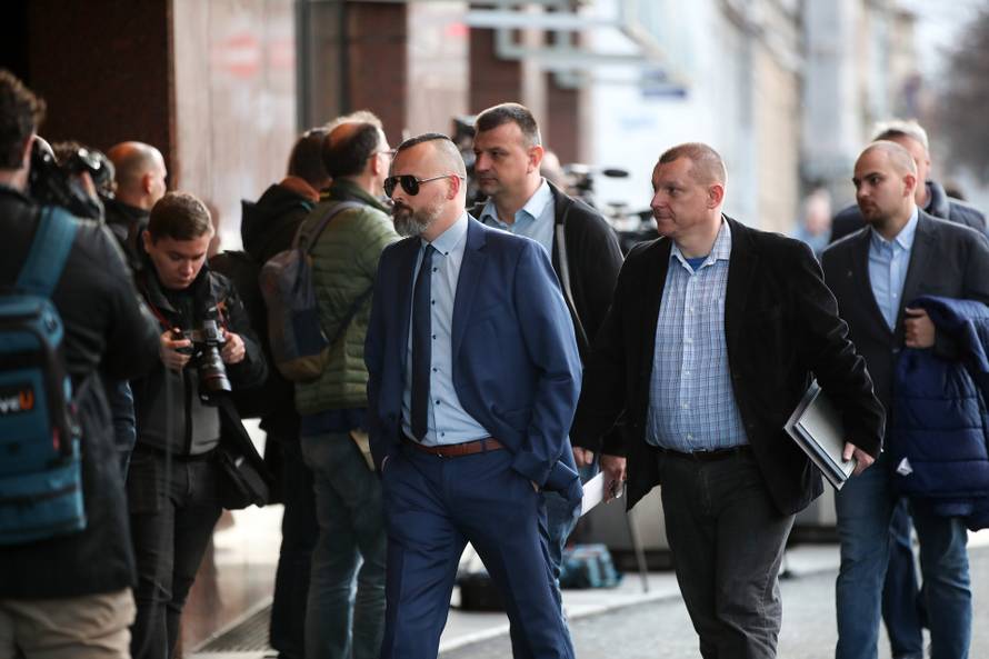 Zagreb: Dolazak gostiju na skupštinu Dinama 