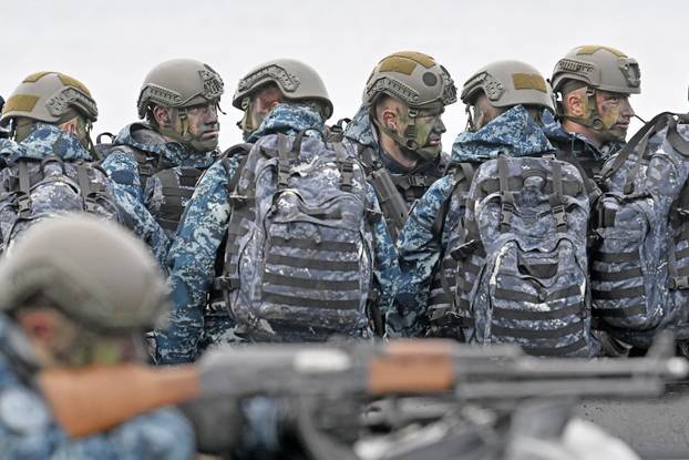 FOTO Novi hrvatski marinci primili su svoje beretke: Prošli intenzivnu integracijsku obuku