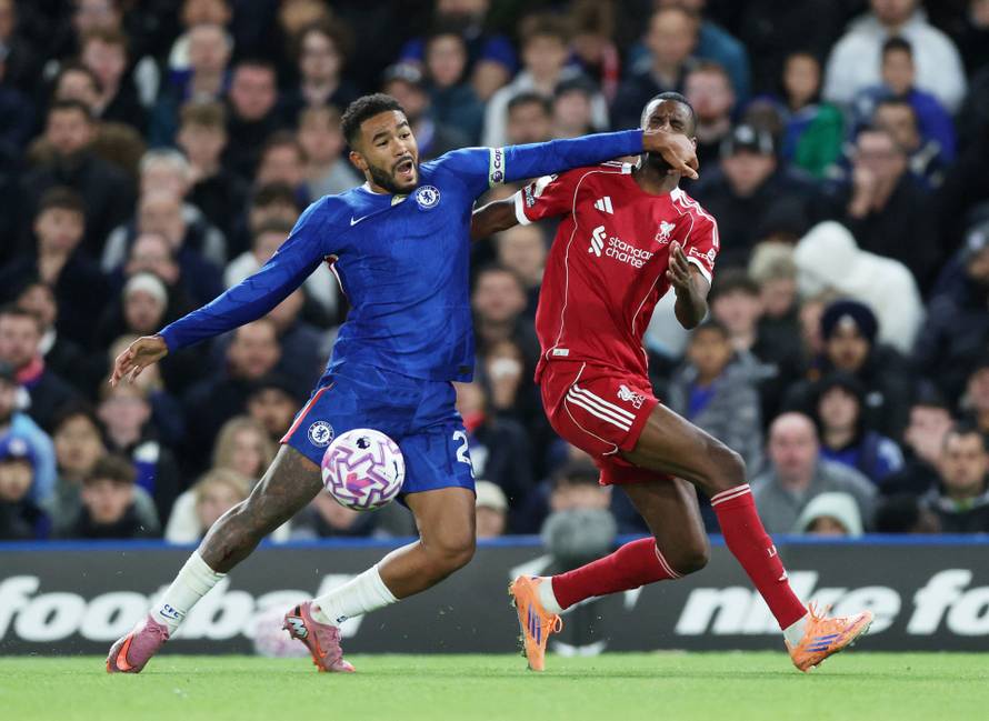 Premier League - Chelsea v Liverpool