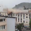 VIDEO Pogledajte kako je olujni  vjetar u Sloveniji nosio krovove