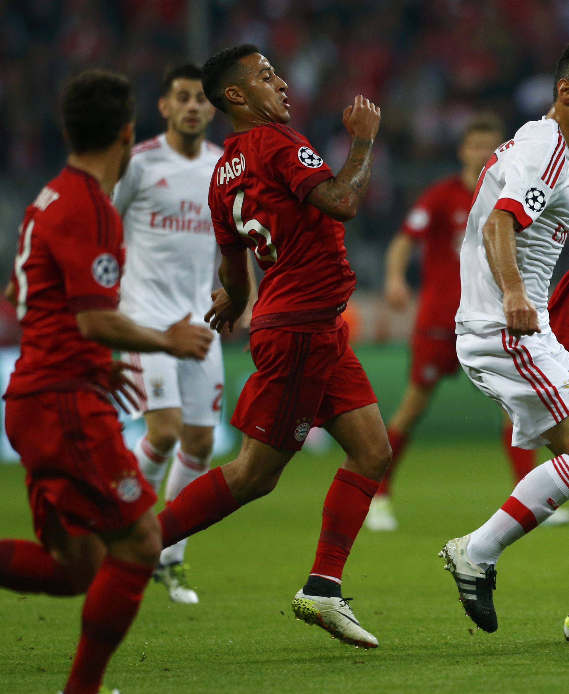 Bayern Munich v Benfica - UEFA Champions League Quarter-finals First leg