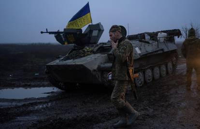 Ukrajina požuruje Zapad da šalje oružje! Zelenski nije zadovoljan, želi još tenkova