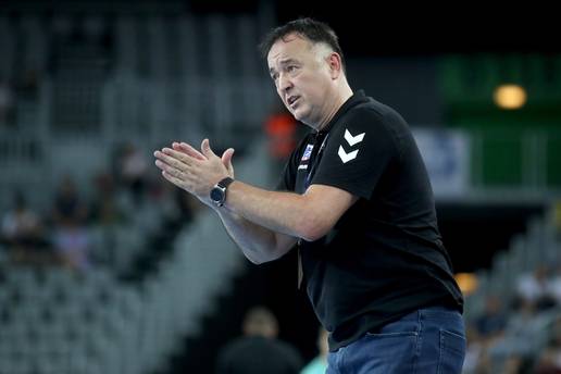 Golu&zcaron;i pozlilo na utakmici! Hitna ga je prevezla u bolnicu