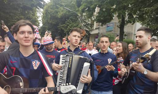 Hrvatski čuvari dizali atmosferu u Berlinu: 'Uh, kad bismo mogli zasvirati našima pred hotelom'