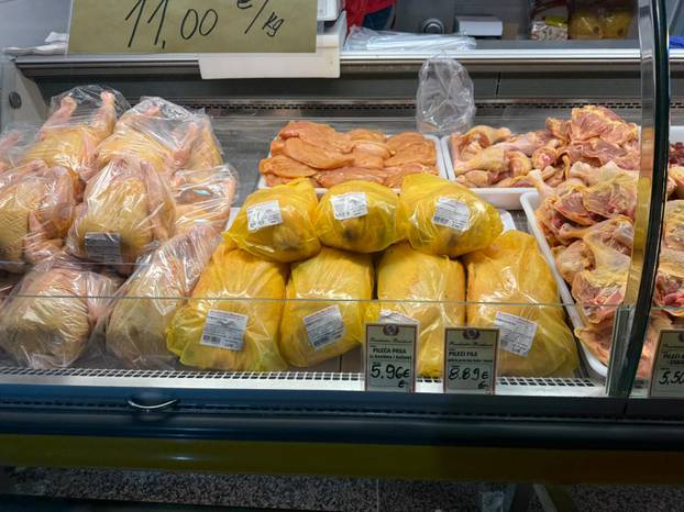 24SATA NA DOLCU Ovo su cijene s tržnice u Zagrebu uoči Uskrsa!