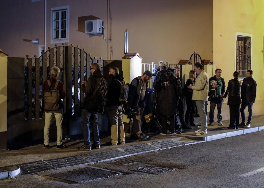 Zagreb: OdrÅ¾an sastanak Älanova vladajuÄe koalicije u restoranu Baltazar