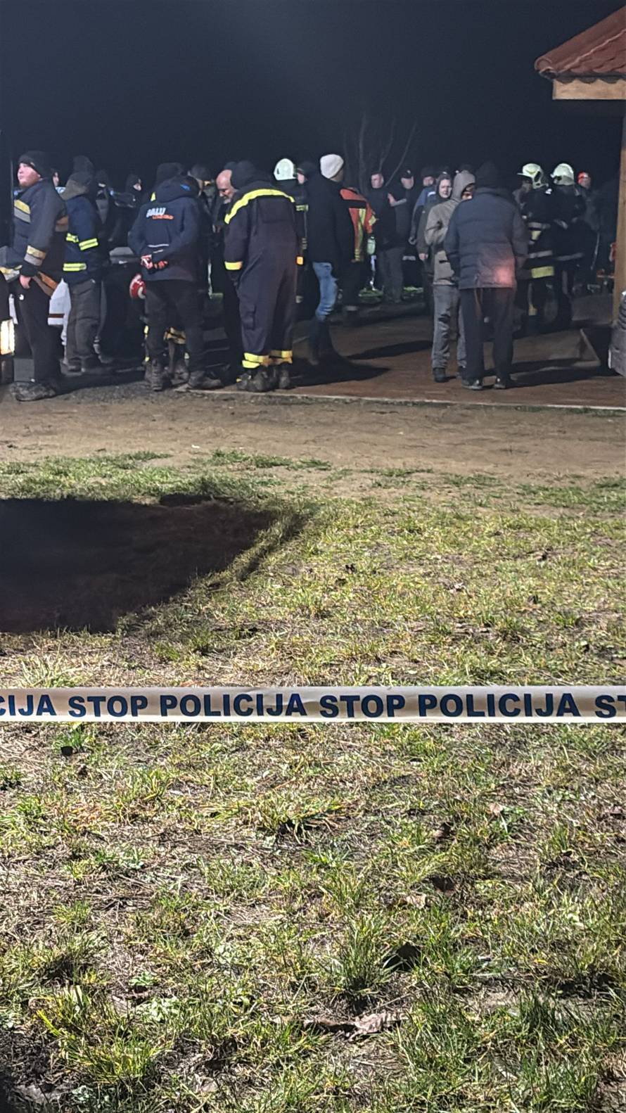 FOTO Sretno okončana potraga za nestalim dječakom (11)! 'Dječaka je tražilo cijelo selo...'