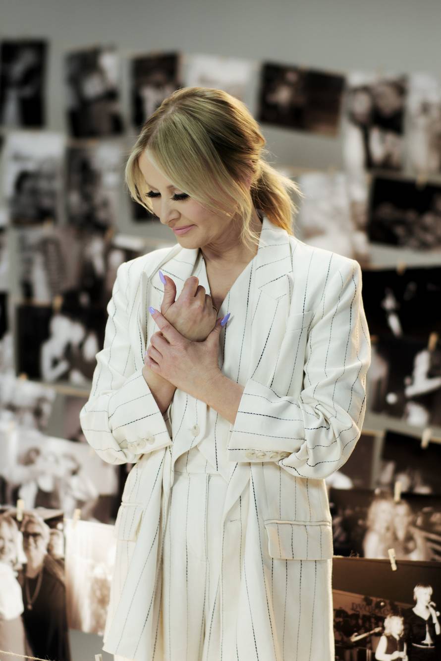 Danijela Martinović predstavila spot za singl 'Vjerujem ljudima'