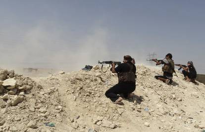 Sukob ekstremista: ISIL je u Siriji počeo borbe s Al Kaidom