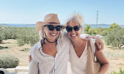 Danijela Dvornik pokazala je sestru Anu: Pratitelji su odmah uočili nevjerojatnu sličnost