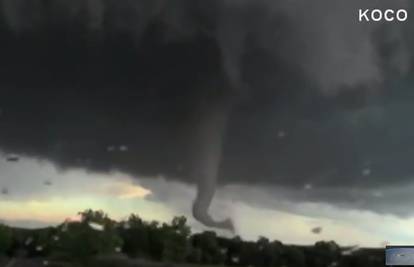 Tornado poharao Oklahomu, poginula su tri muškarca