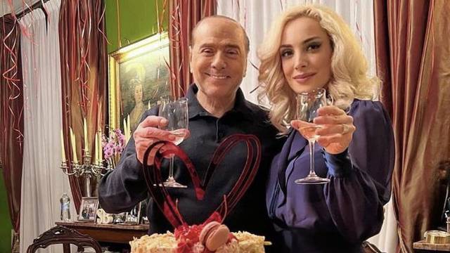 Berlusconi je 'oženio' 53 godine mlađu poslovnu suradnicu, ovo je njihova posljednja fotografija